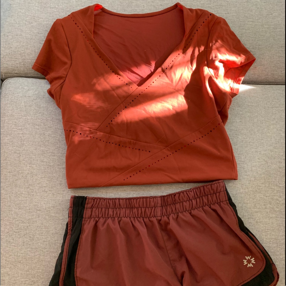 Athleta cross wrap crop top Sustainably made - Picture 2 of 5